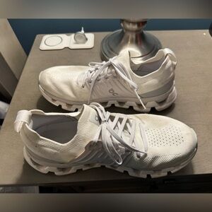 Women’s On Cloud shoes